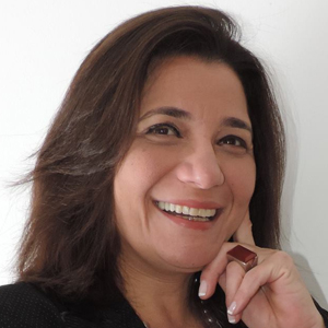 Claudia Mourao